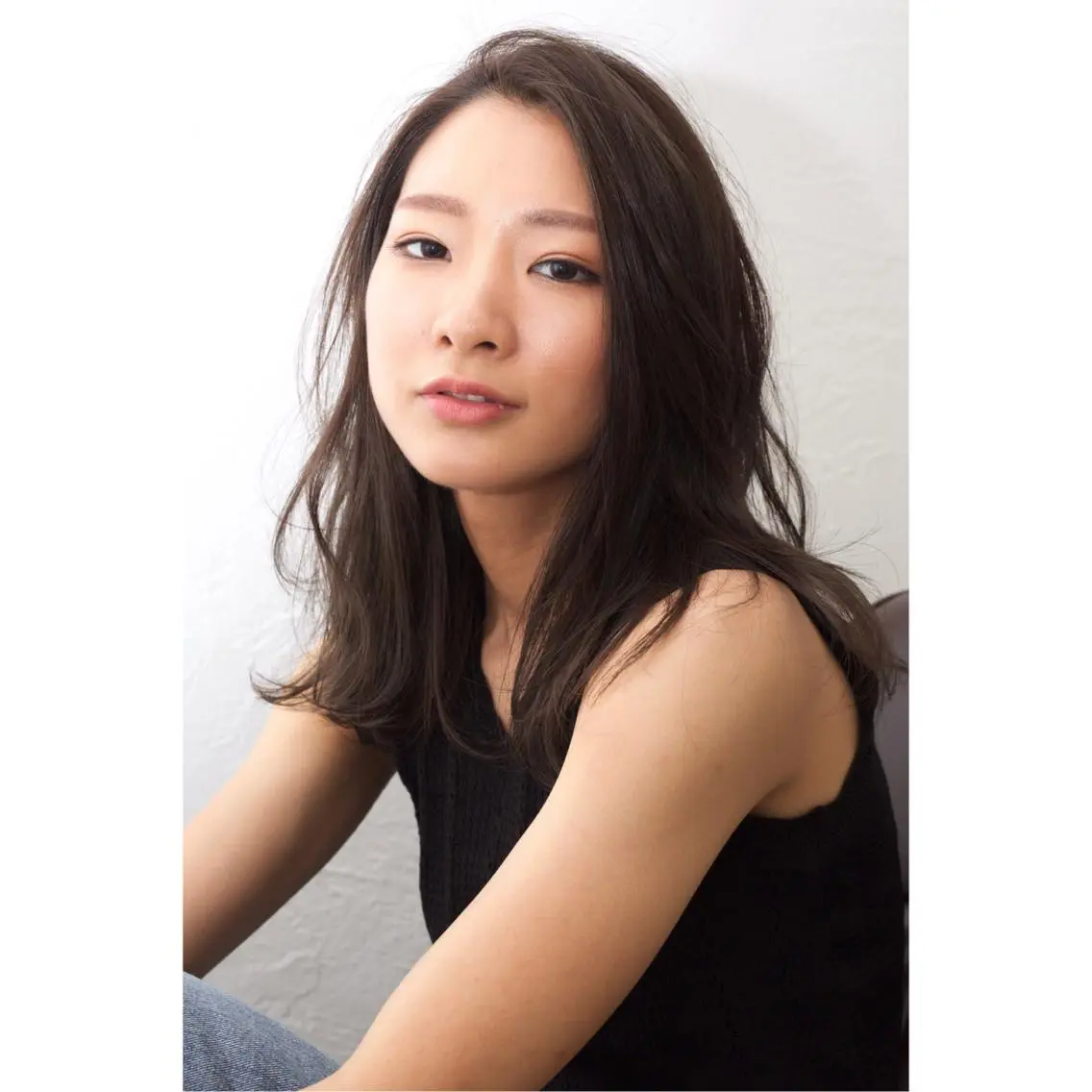 セミロング カラー グレージュ ハイライトカラー ハイライト fio マナミのヘアスタイル