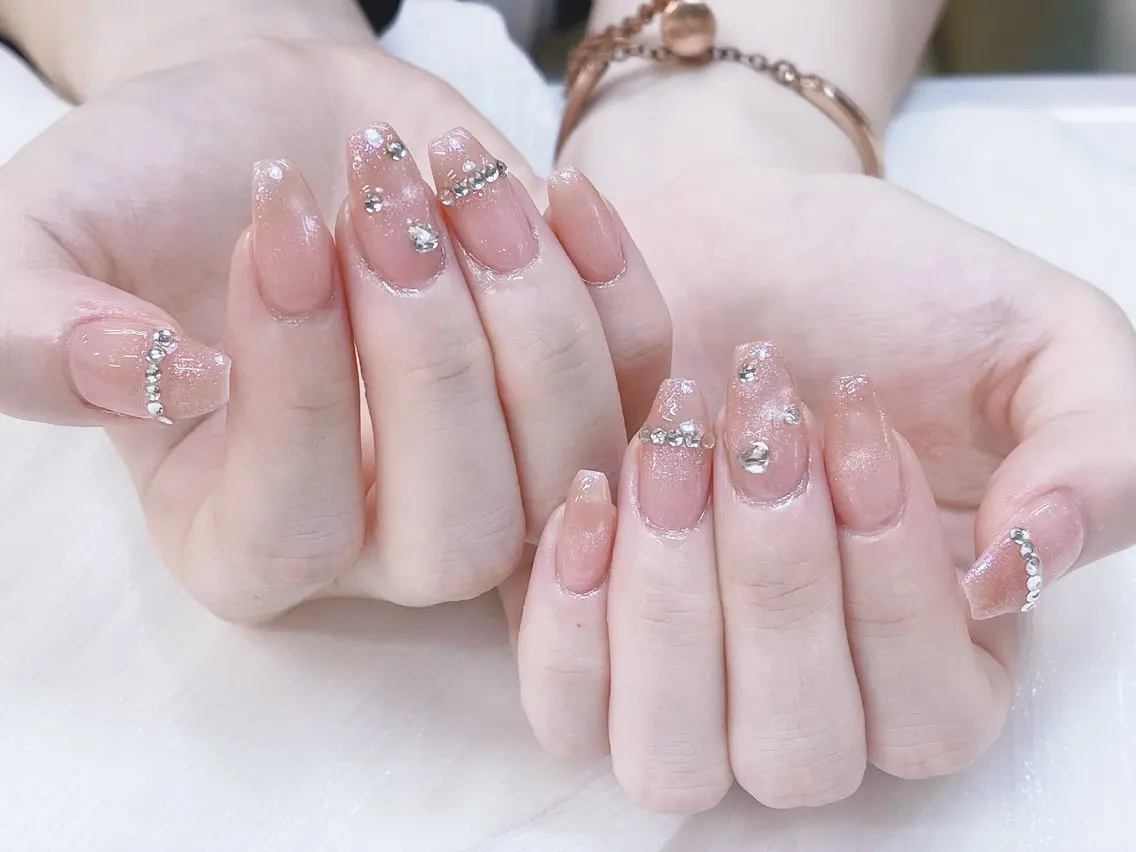 ネイル チークネイル 成人式 フレンチネイル グラデーション 氷ネイル・うるうるネイル ハンドネイル DUO   MI nail salonのネイルデザイン