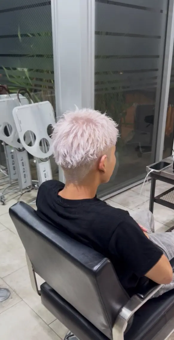 メンズ スパイキーショート カット ヘアカラー トリートメント ayano ♡のヘアスタイル