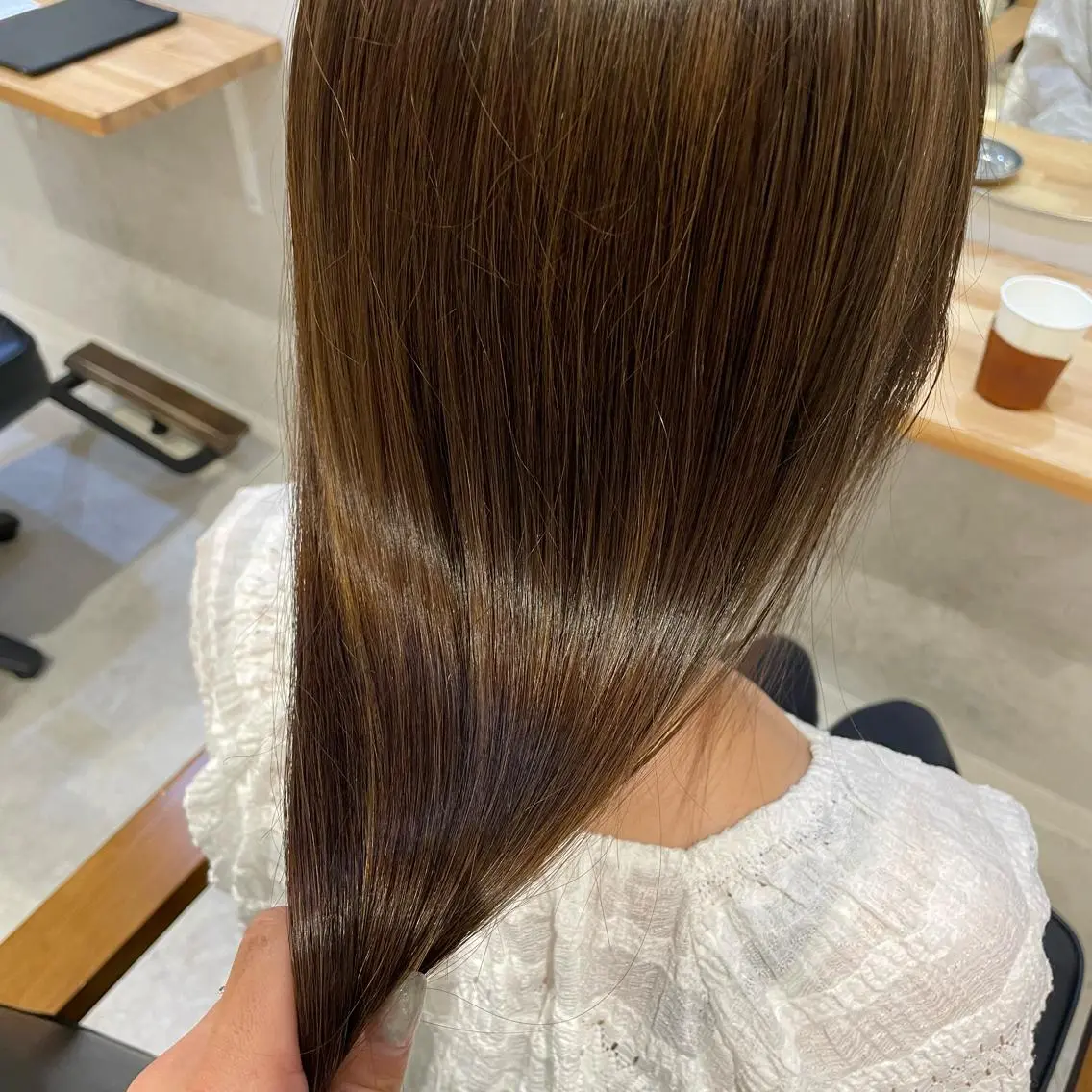 ロング カラー ハイライトカラー ハイライト 外山 実咲のヘアスタイル