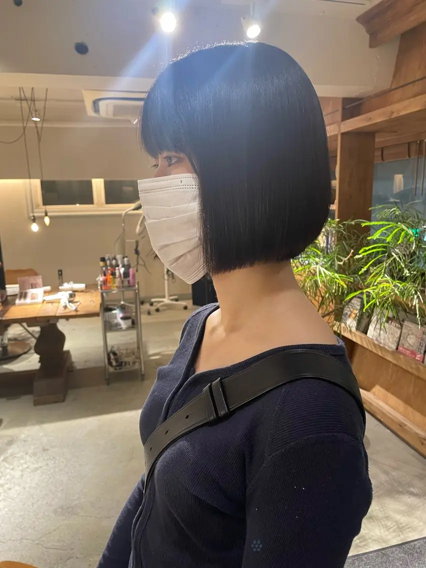 ショート ボブ カット 透明感カラー🫧/ レイヤー/髪質改善のヘアスタイル