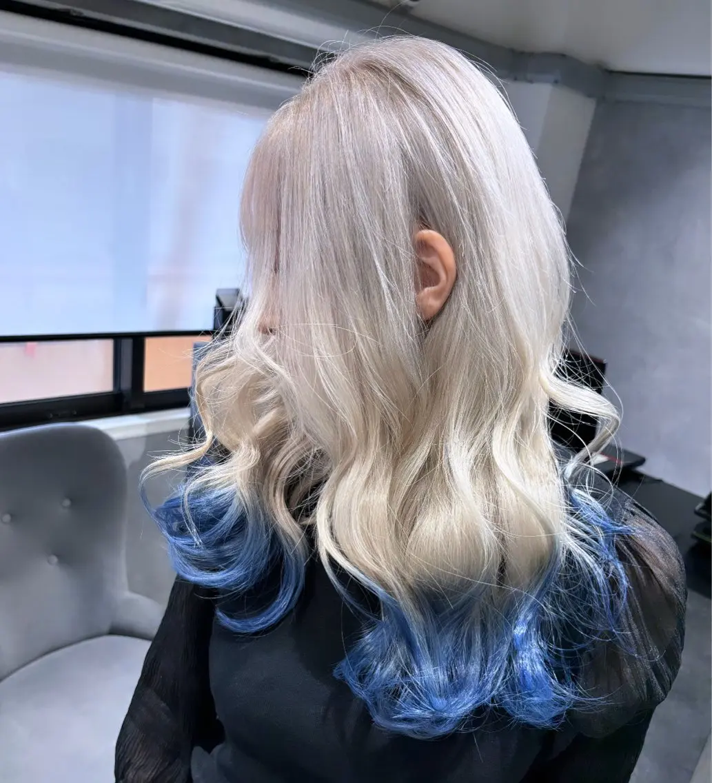 カラー デザインカラー カレン mimiiyのヘアスタイル
