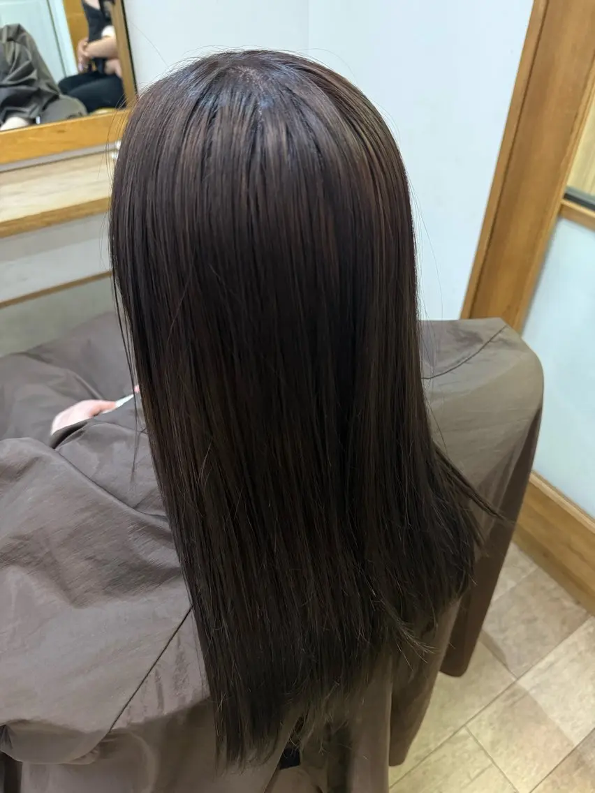 ロング カラー ブラウンカラー ダークブラウン 德永 なつきのヘアスタイル
