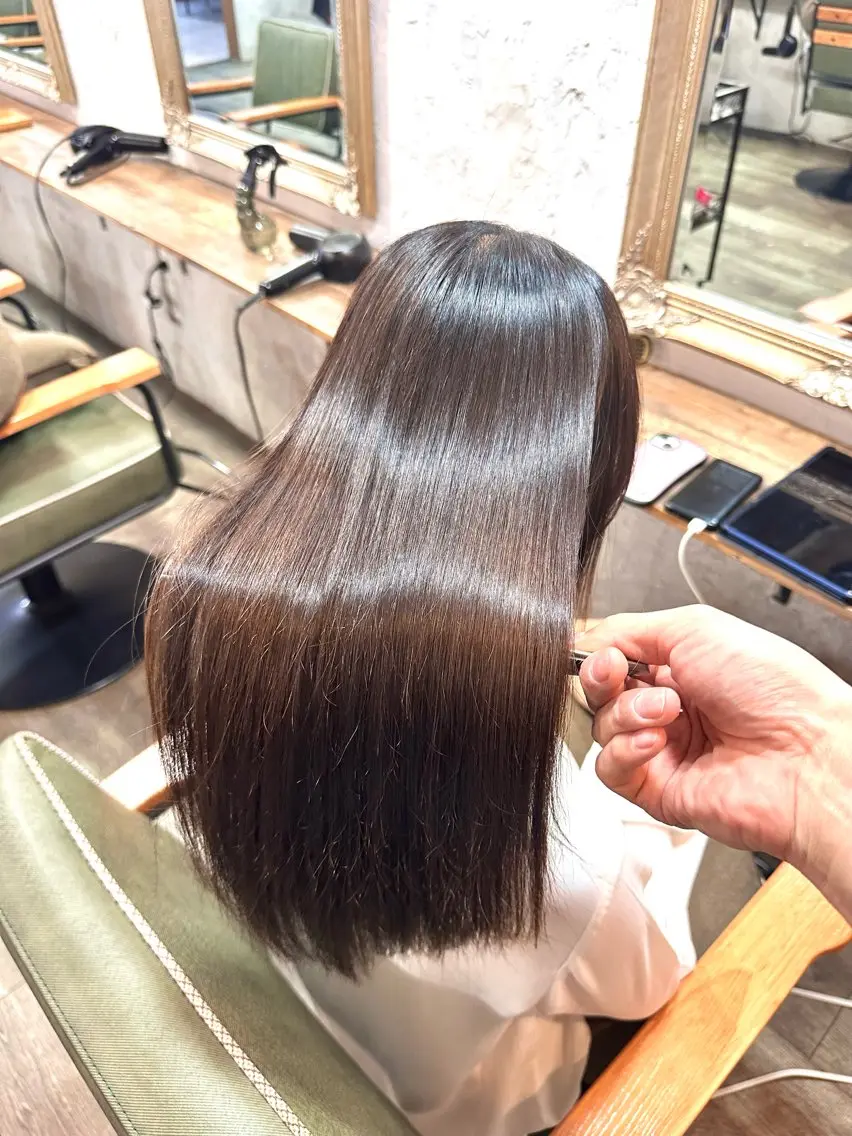 ロング カット 縮毛矯正 トリートメント 髪質改善/美髪矯正 🪼土屋そーたのヘアスタイル