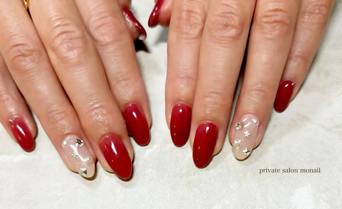 ネイル ストーンネイル nail salon monailのネイルデザイン