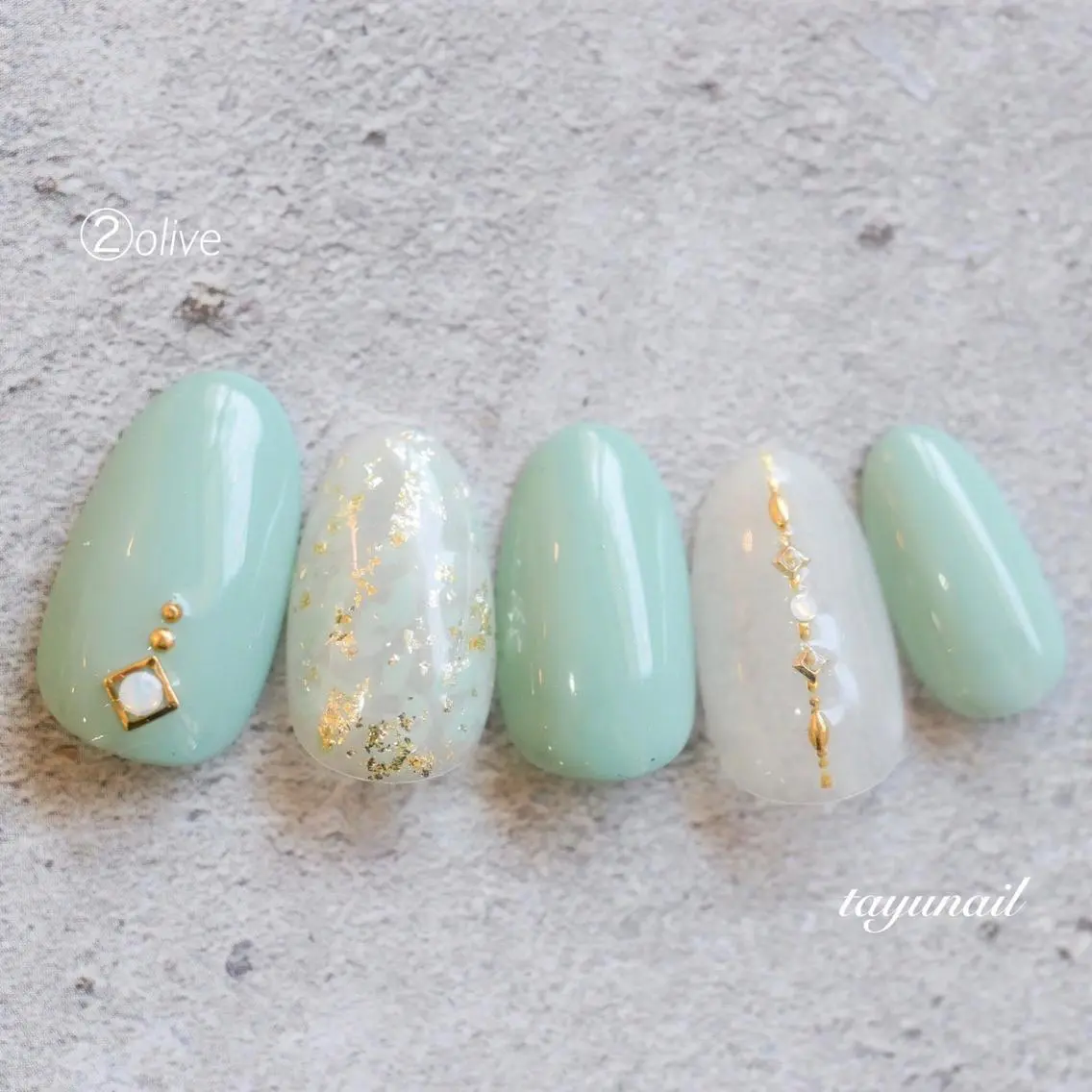 ネイル アートネイル ブルー ジェルネイル グリーン ワンカラーネイル ネイルサロン 【たゆnail】のネイルデザイン