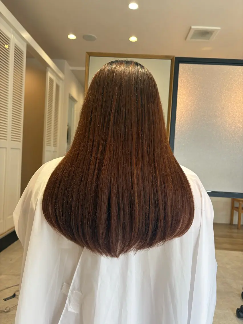 セミロング カット 奥村 奈々加のヘアスタイル