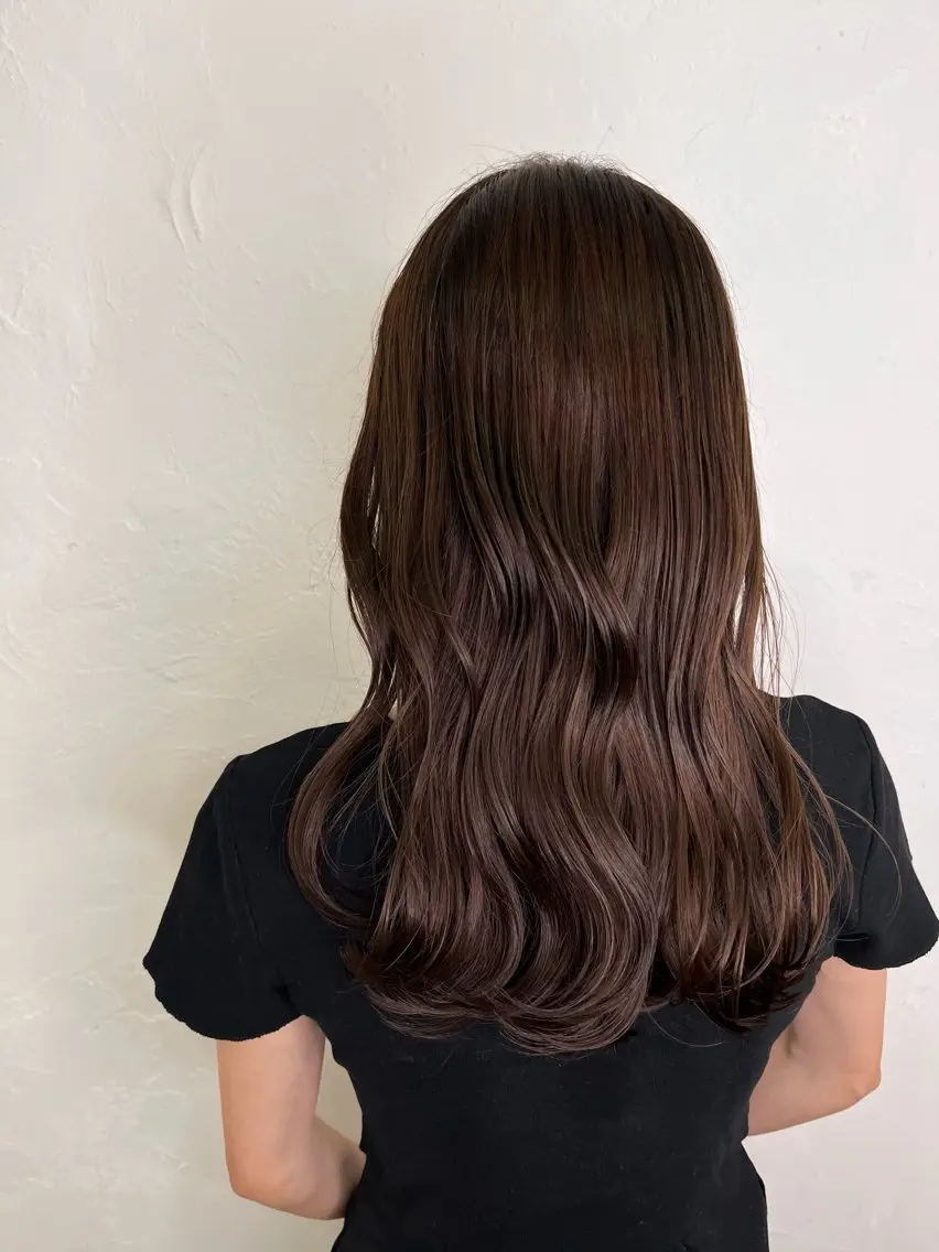 セミロング カラー カット ヘアカラー トリートメント 大良 彩水のヘアスタイル