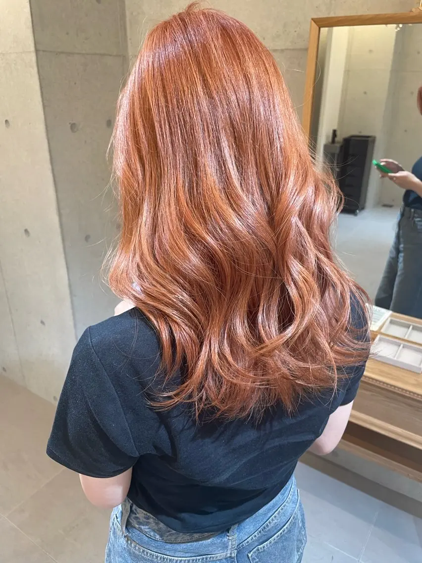 セミロング カラー ブリーチ ヘアカラー トリートメント 羽田翔大/ブリーチ/ レイヤー/店長のヘアスタイル