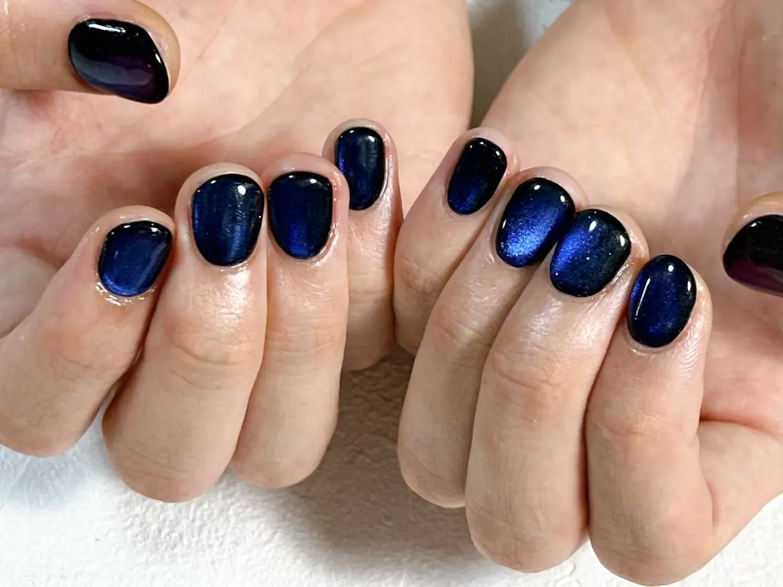 ネイル オーロラネイル フットネイル フレンチネイル ジェルネイル マグネットネイル kiki nail たまプラーザのネイルデザイン