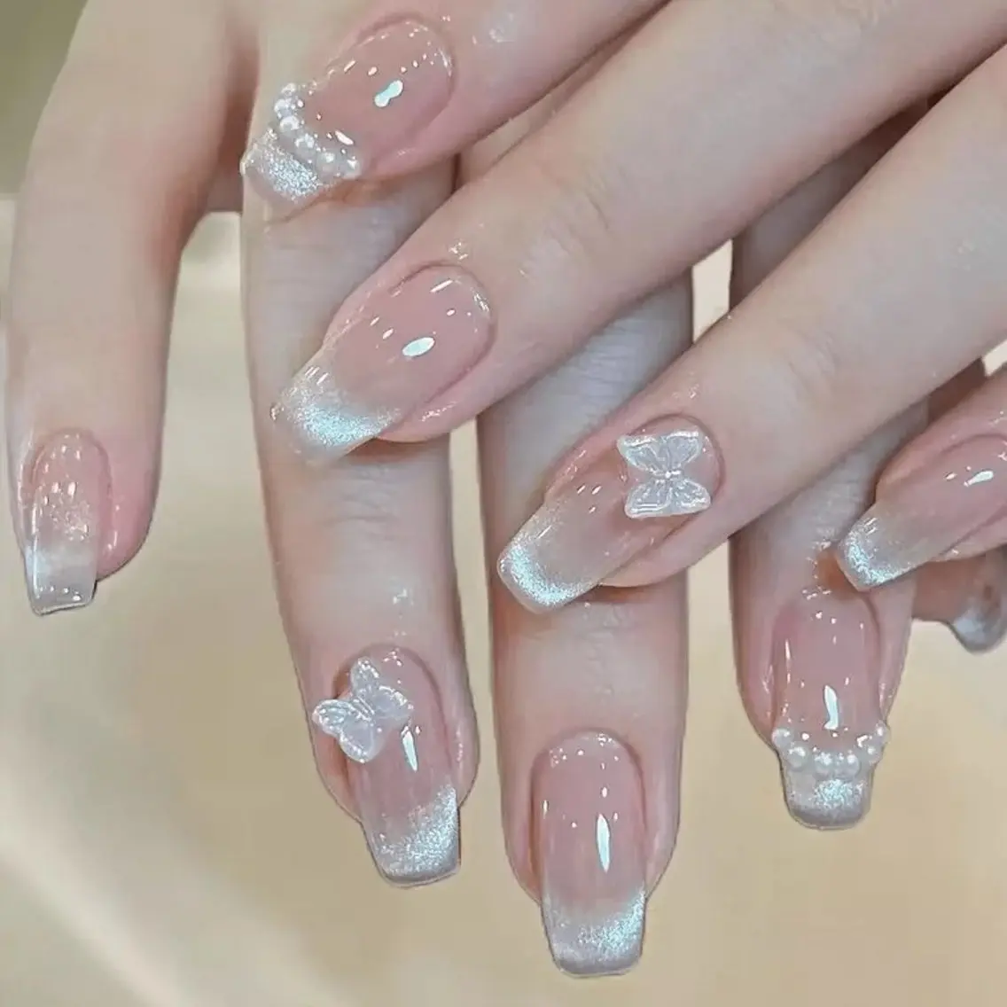 ネイル オーロラネイル チークネイル 長さ出し フットネイル フレンチネイル AND Nail 長さだし専門新宿店のネイルデザイン
