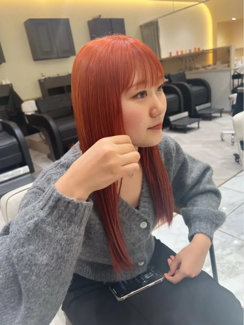 ロング カラー ブリーチ オレンジ ヘアカラー ヘアセット レディースパーマ 🧺🪽/SHUNOのヘアスタイル