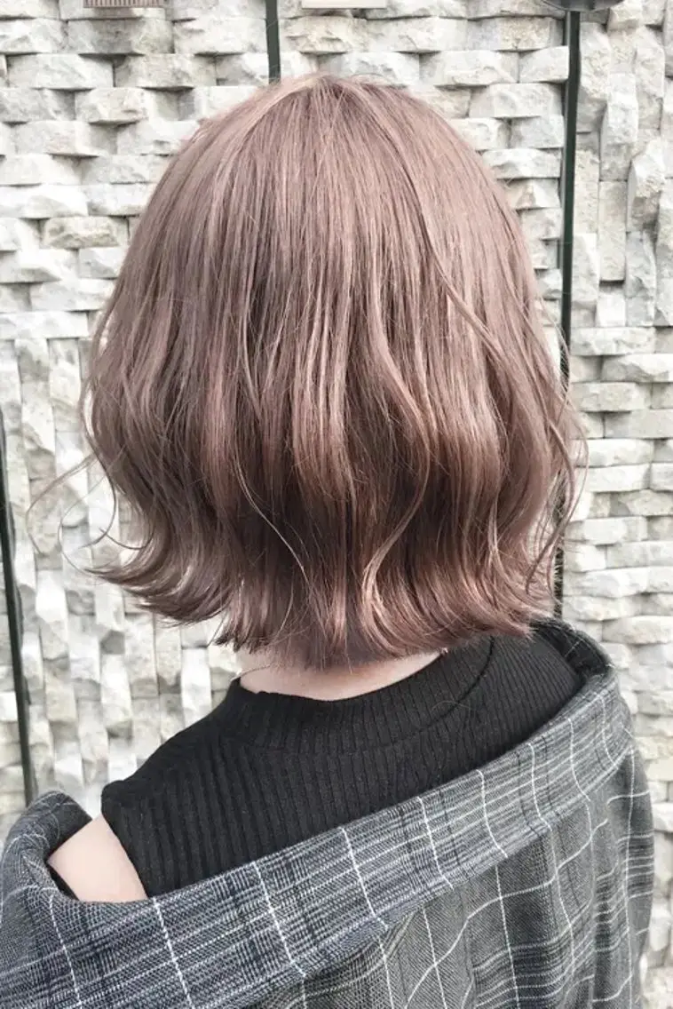 ミディアム 寳門 秀真のヘアスタイル