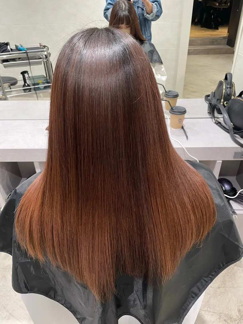 セミロング 縮毛矯正 仲尾 翔也のヘアスタイル