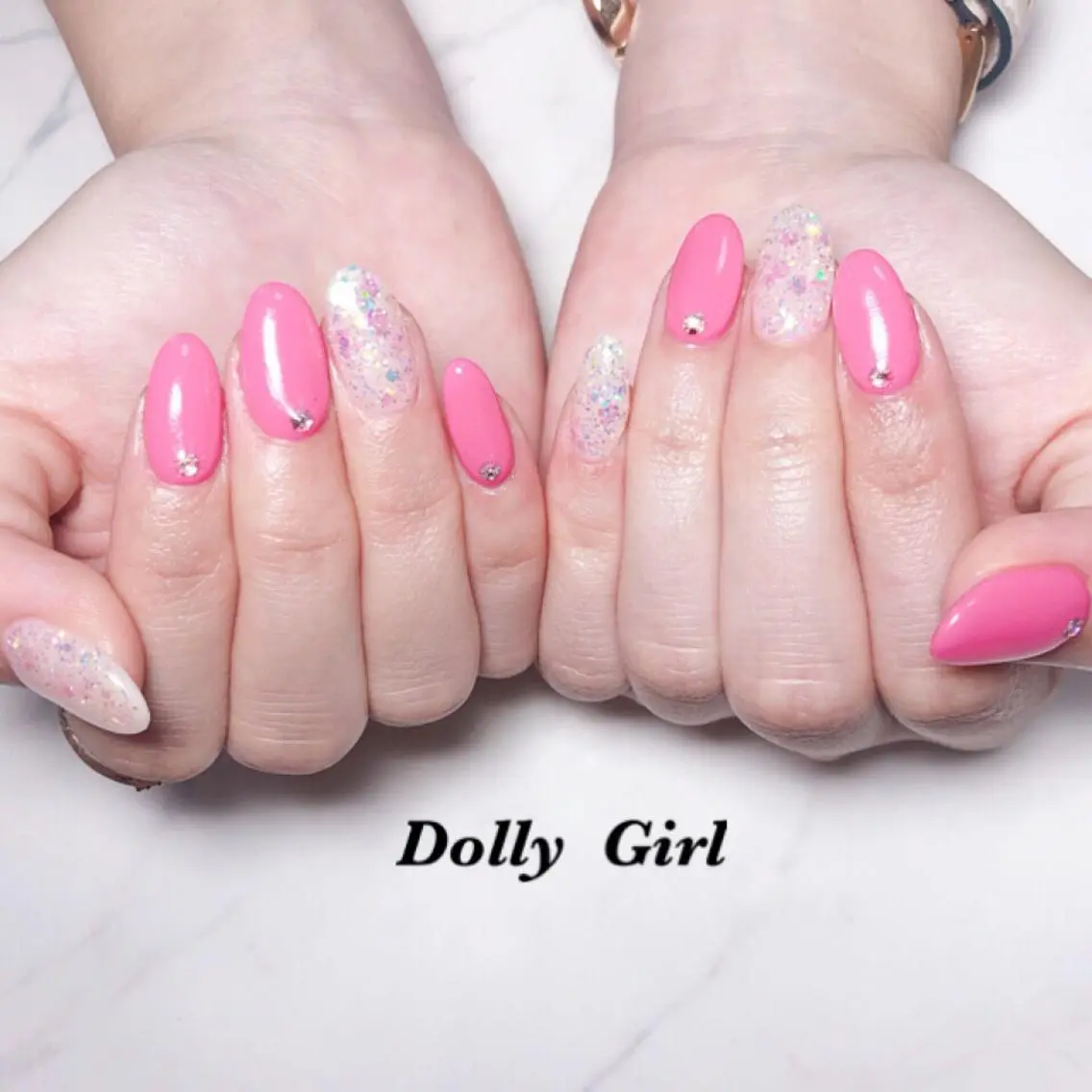 ネイル ストーンネイル DollyGirl KYOKOのネイルデザイン