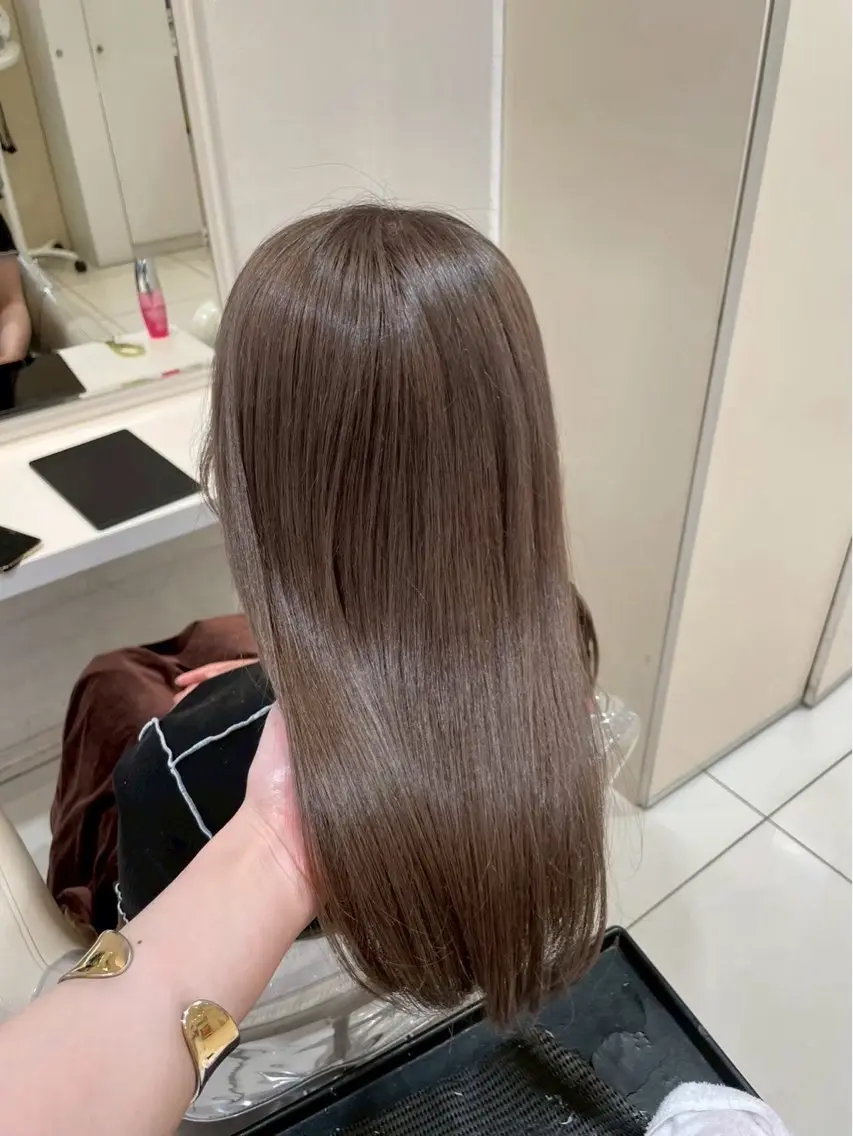 カラー 松元 心那のヘアスタイル