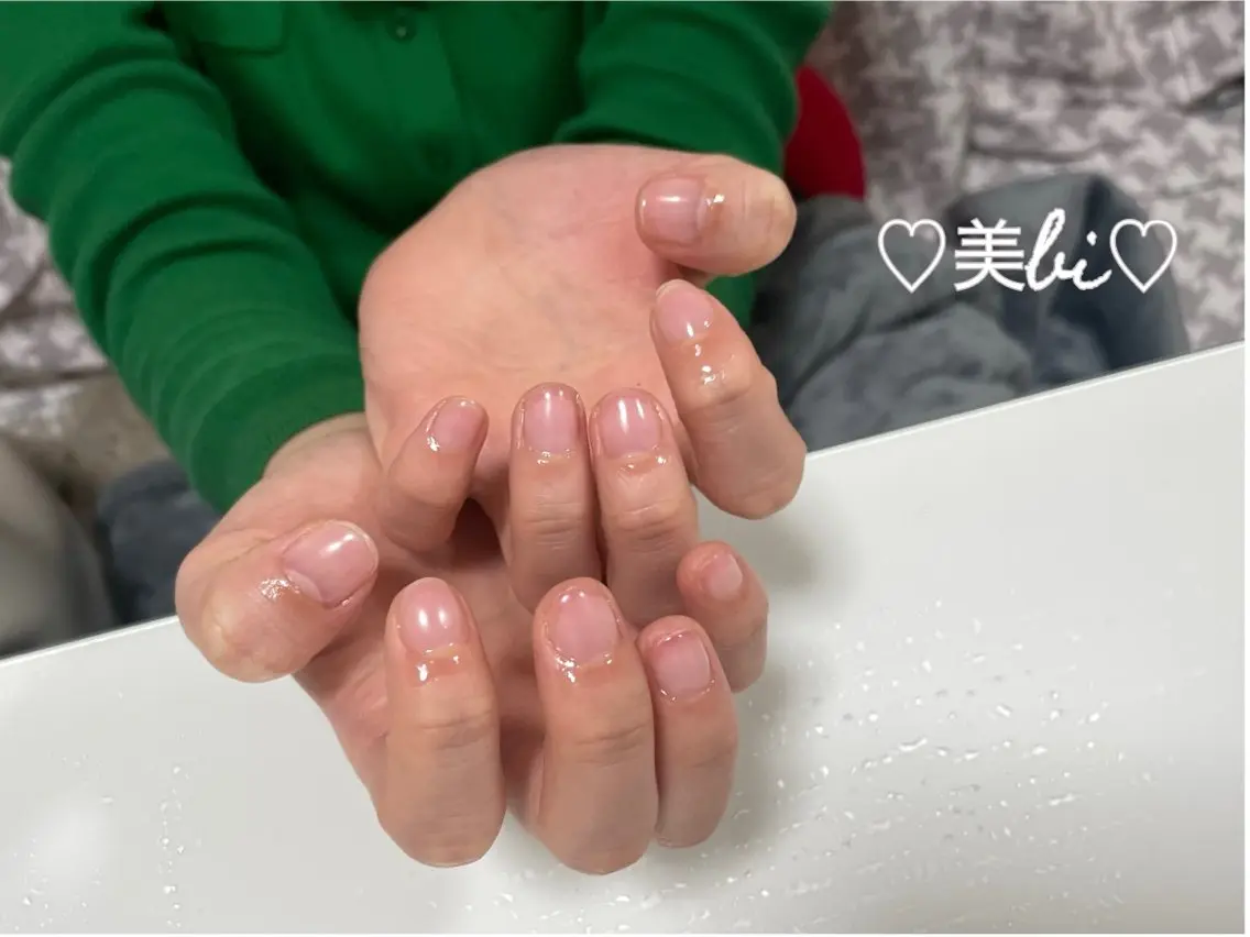 ネイル アートネイル フラッシュネイル ジェルネイル ラメ(グリッター) シルバー ♡Bivi♡自爪に 優しいネイルサロンのネイルデザイン
