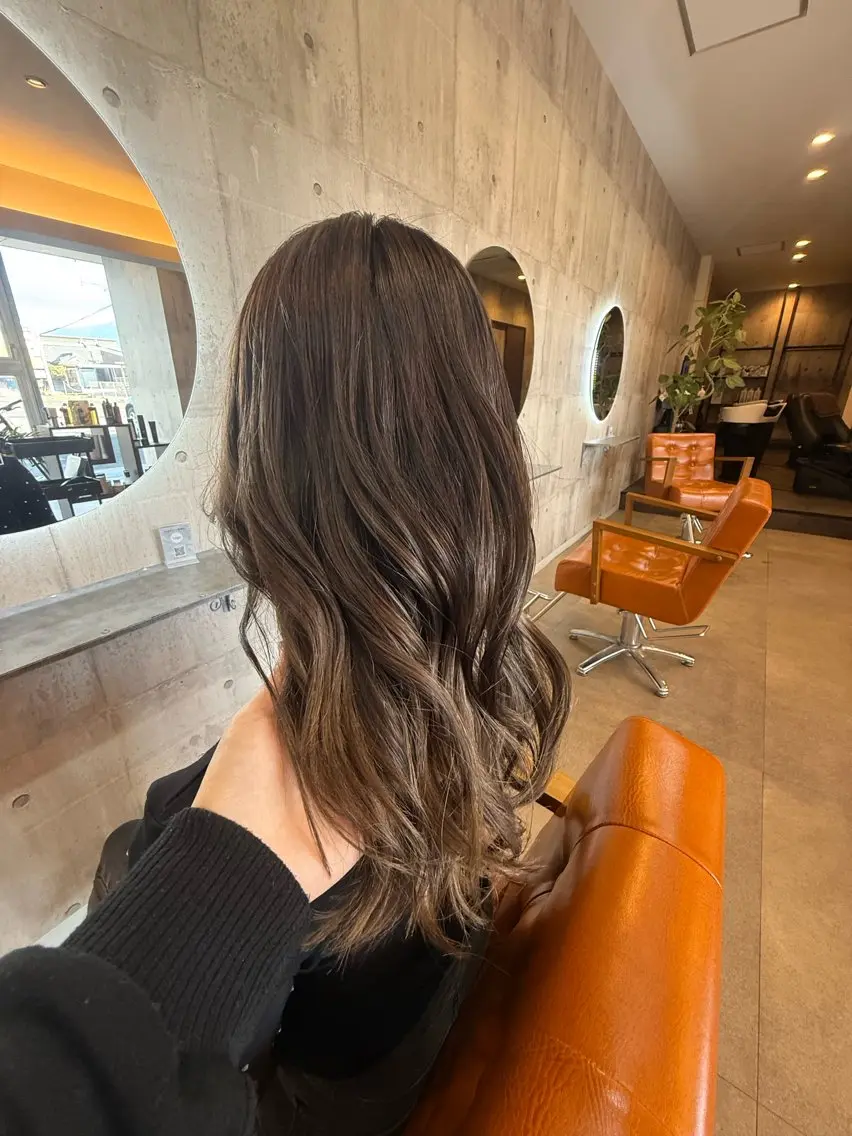 セミロング カラー ヘアカラー トリートメント 立山 綾華のヘアスタイル
