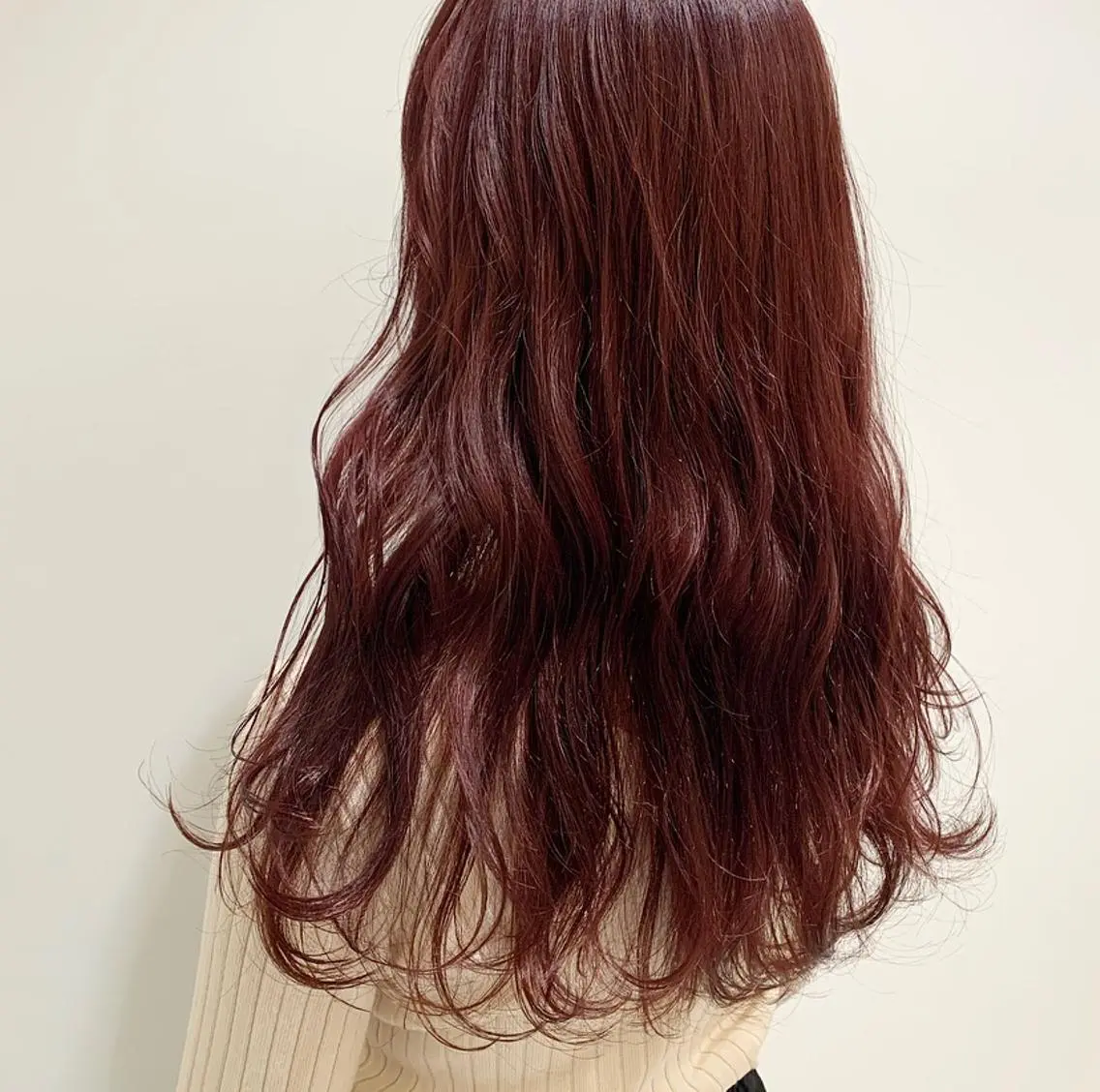 カラー 山口 莉奈のヘアスタイル
