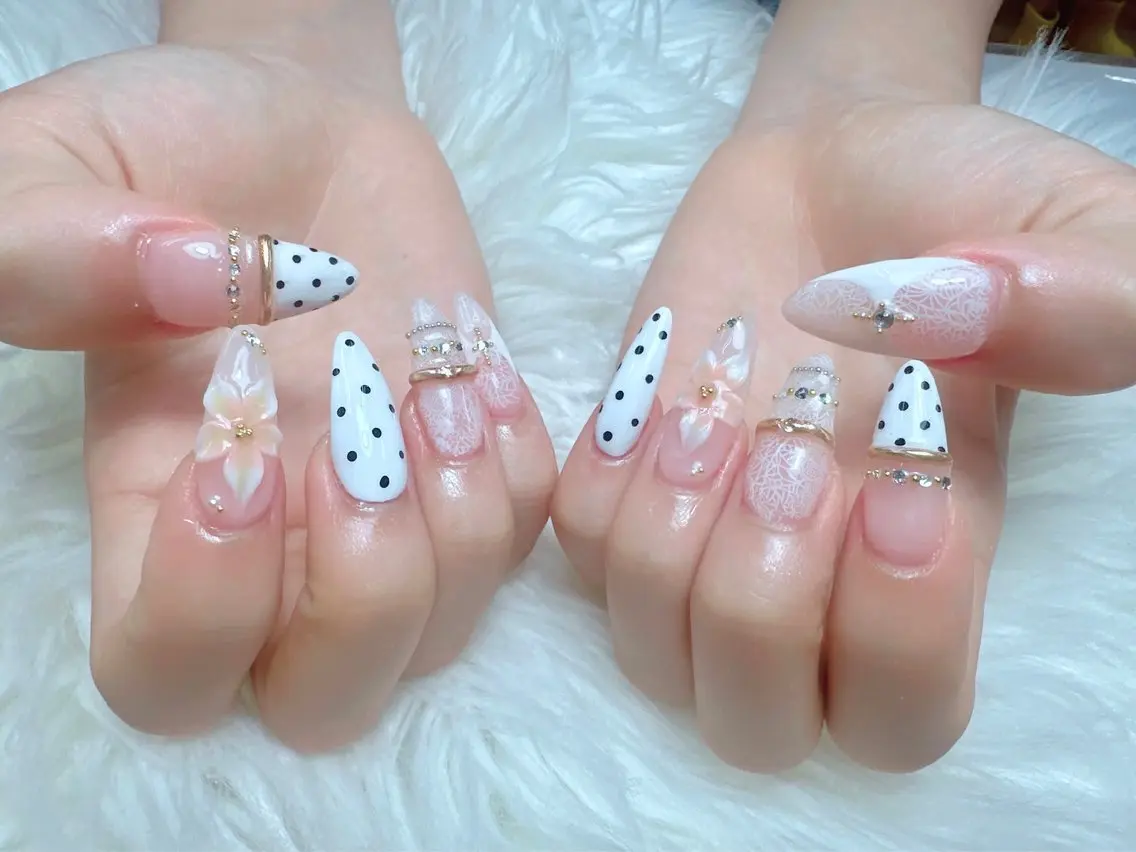 ネイル 韓国ネイル 水色 マグネットネイル ニュアンスネイル オフィスネイル ハンドネイル Hana Rose Nailのネイルデザイン
