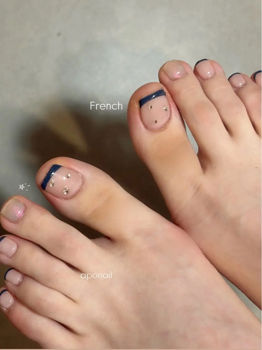 ネイル 長さ出し フットネイル ジェルネイル 韓国ネイル マグネットネイル フットネイル D.dnail🎀 Reinaのネイルデザイン
