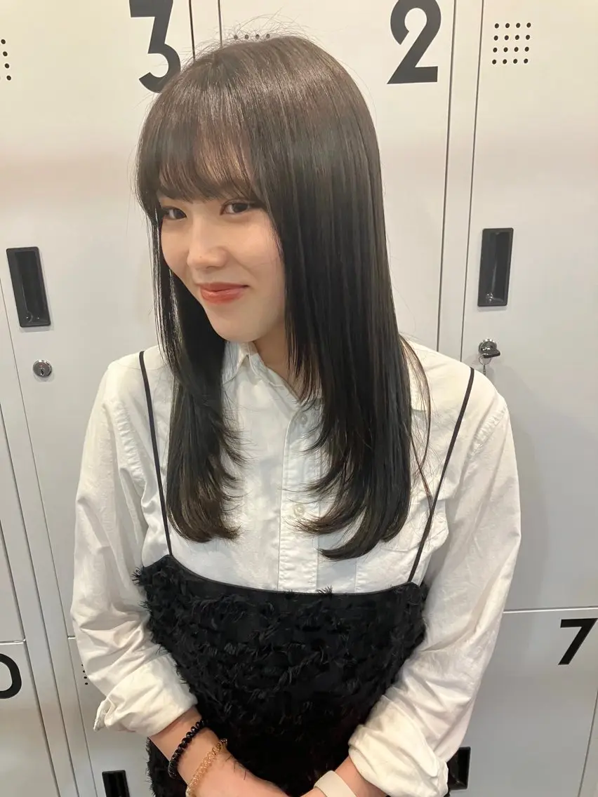 ロング レイヤーカット mai /attraのヘアスタイル