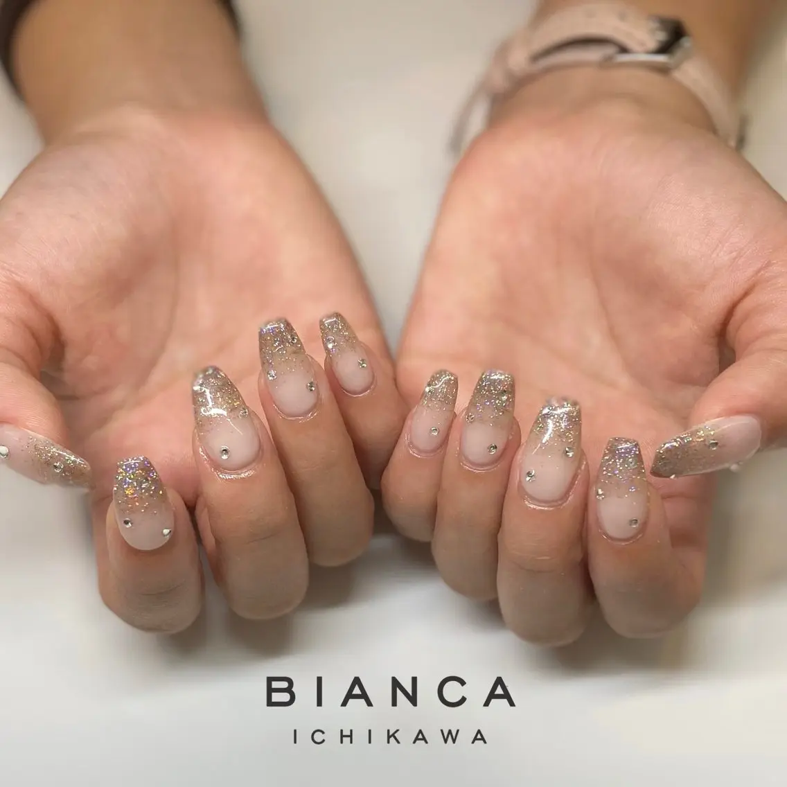 ネイル Bianca 石井🎀のネイルデザイン