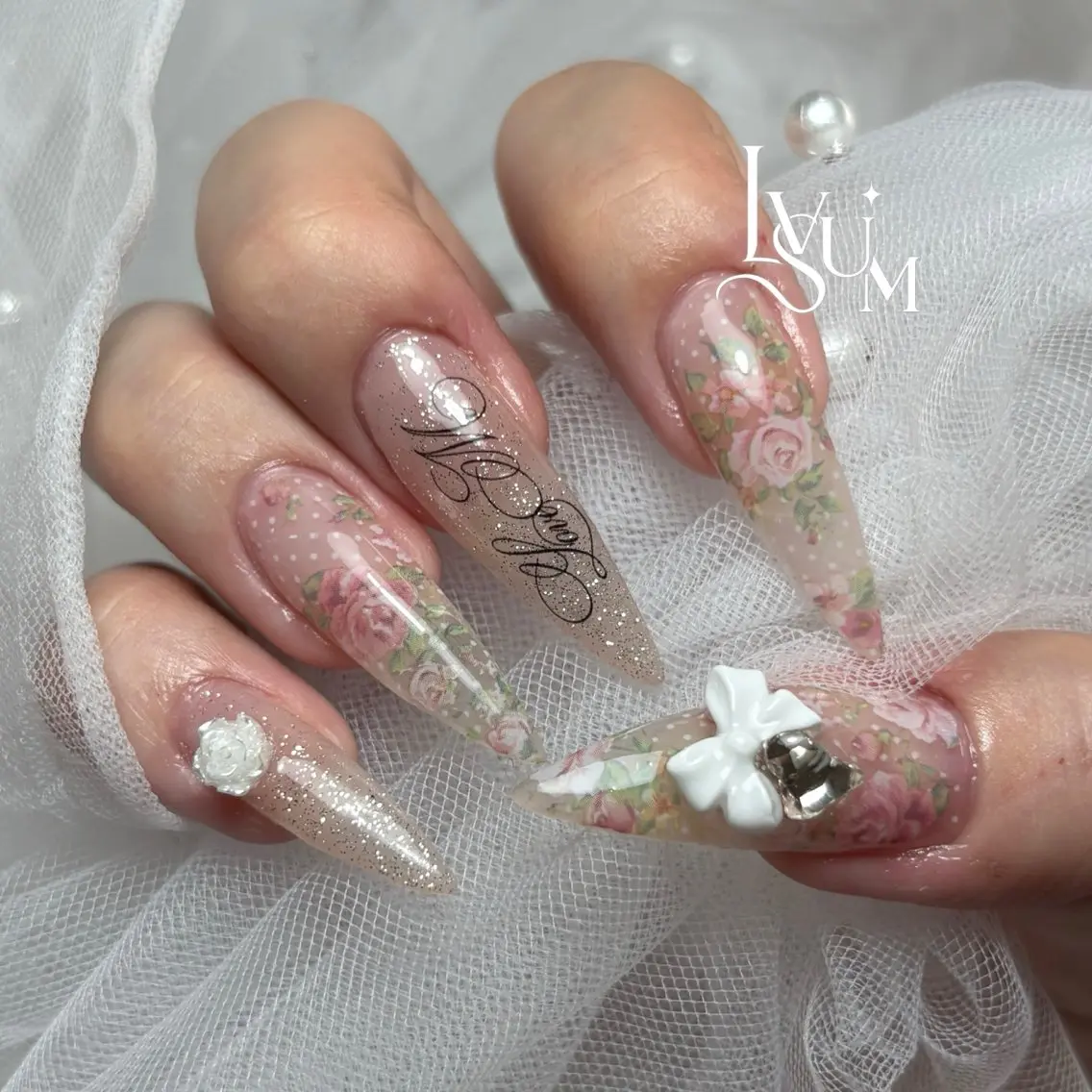 ネイル リボン ハンドネイル lvsum nailのネイルデザイン