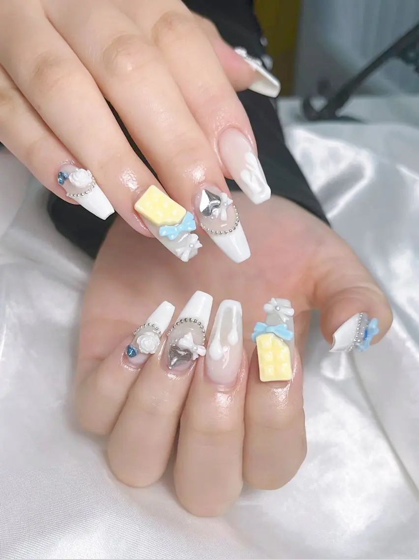 ネイル LEELA NAIL STUDIOのネイルデザイン