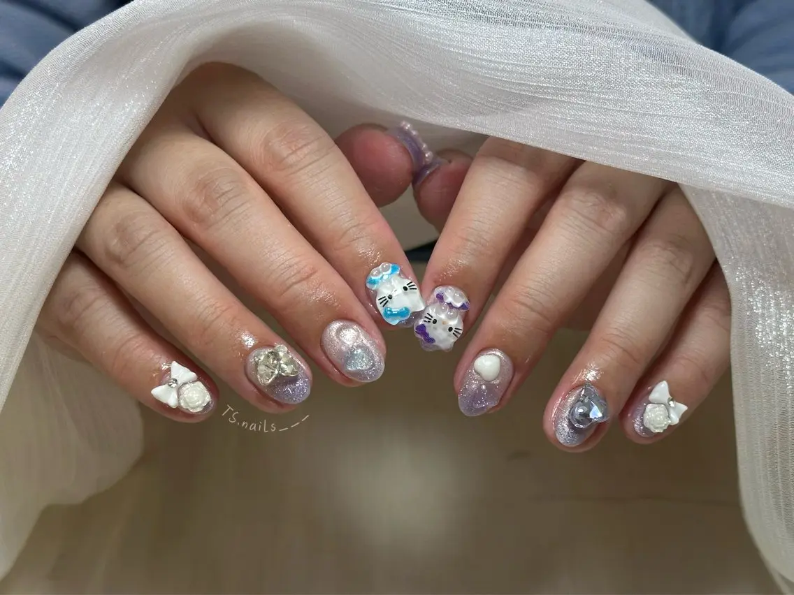 ネイル キラキラネイル マグネットネイル 持ち込み シンプルネイル ハンドネイル フットネイル ハンドケア TS. nails___のネイルデザイン
