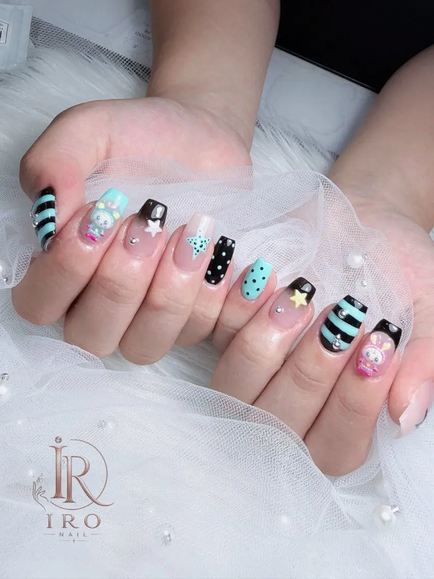 ネイル ハンドネイル IRO Nail Studioのネイルデザイン
