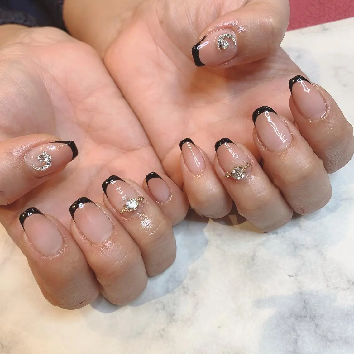 ネイル ハンドネイル フットネイル Adite nailのネイルデザイン