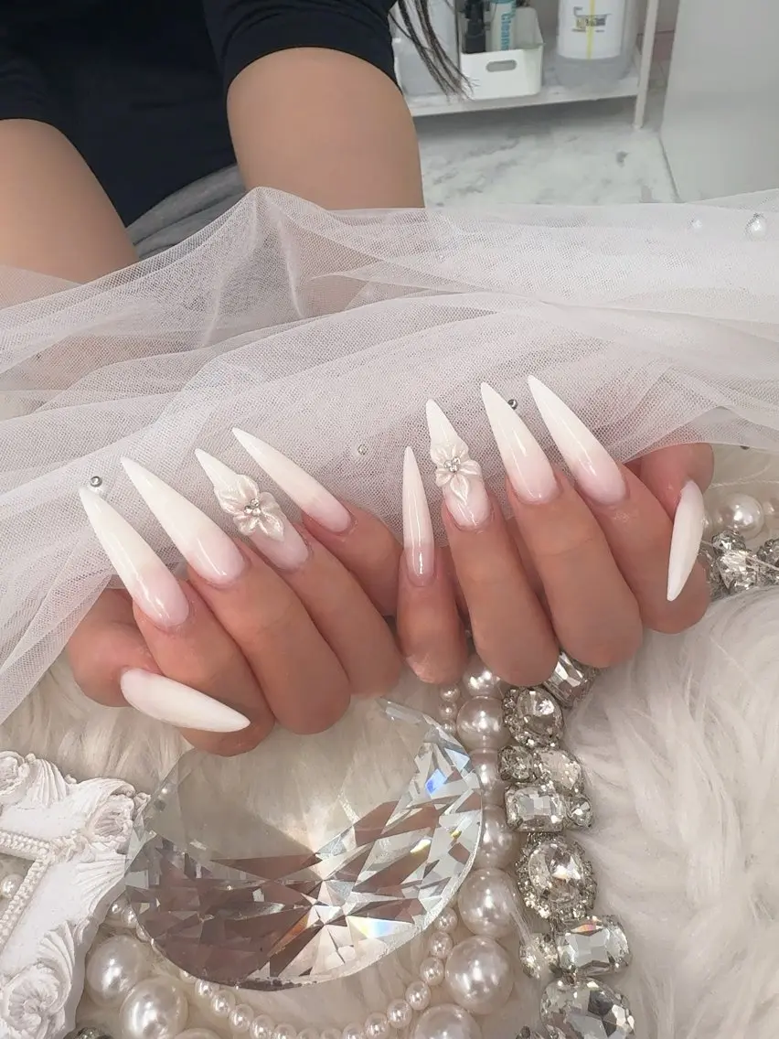 ネイル ハンドネイル MADIA YUKIHOのネイルデザイン