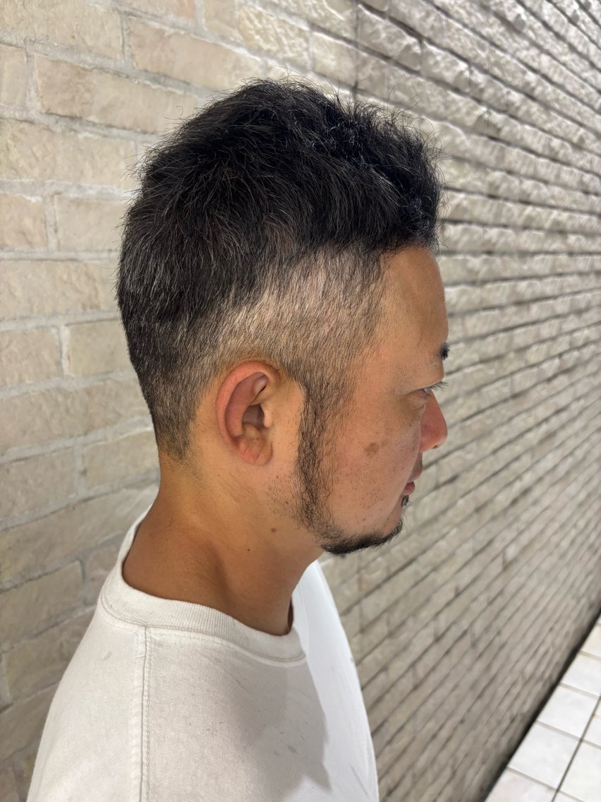 ショート メンズ 【メンズ特化】セン ターパート/保坂太一のヘアスタイル