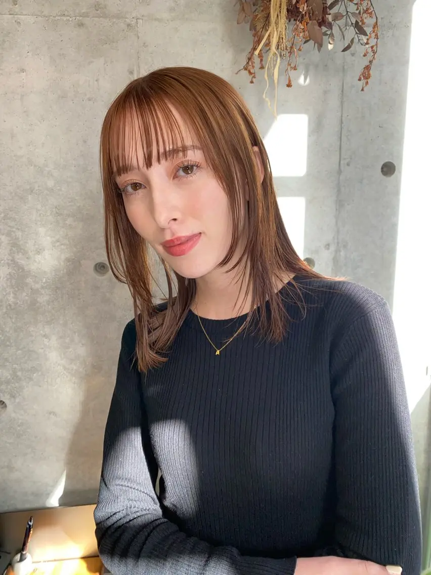 ミディアム カラー カット ヘアカラー トリートメント 似合わせカット レイヤー/ボブのヘアスタイル