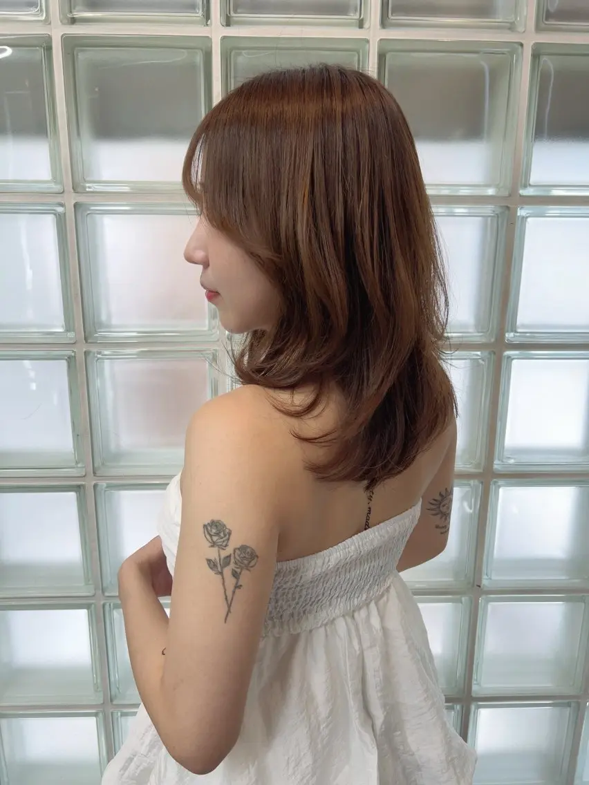 ミディアム レイヤーカット カット ヘアセット 透明感/レイヤー 🇰🇷tomonaのヘアスタイル