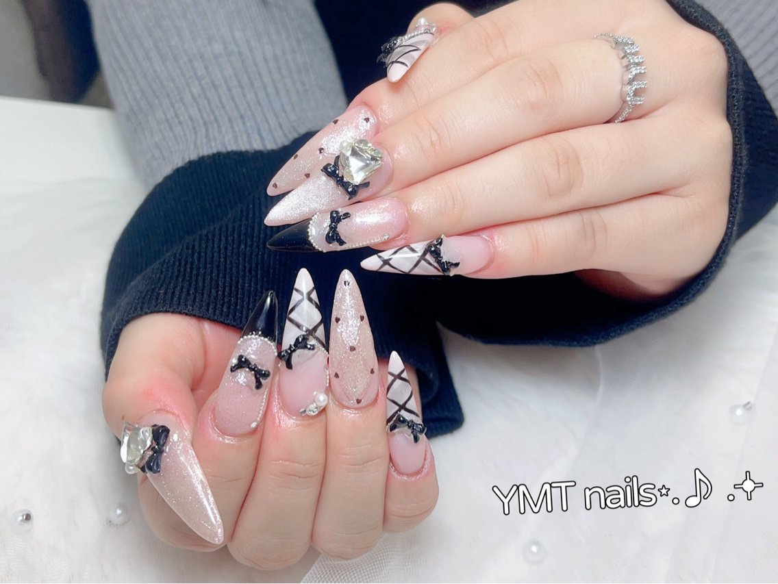 ネイル ハンドネイル mochi nailsのネイルデザイン