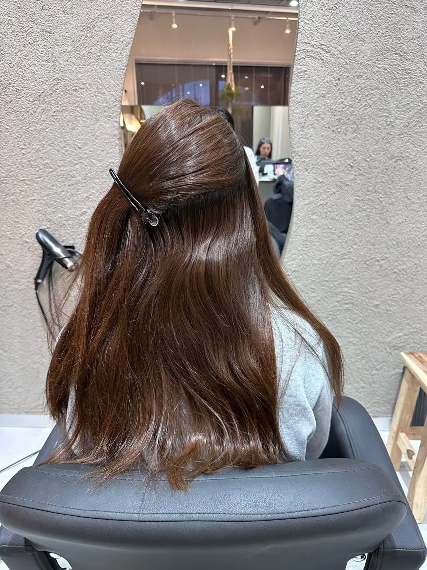 ロング Shiro RENのヘアスタイル