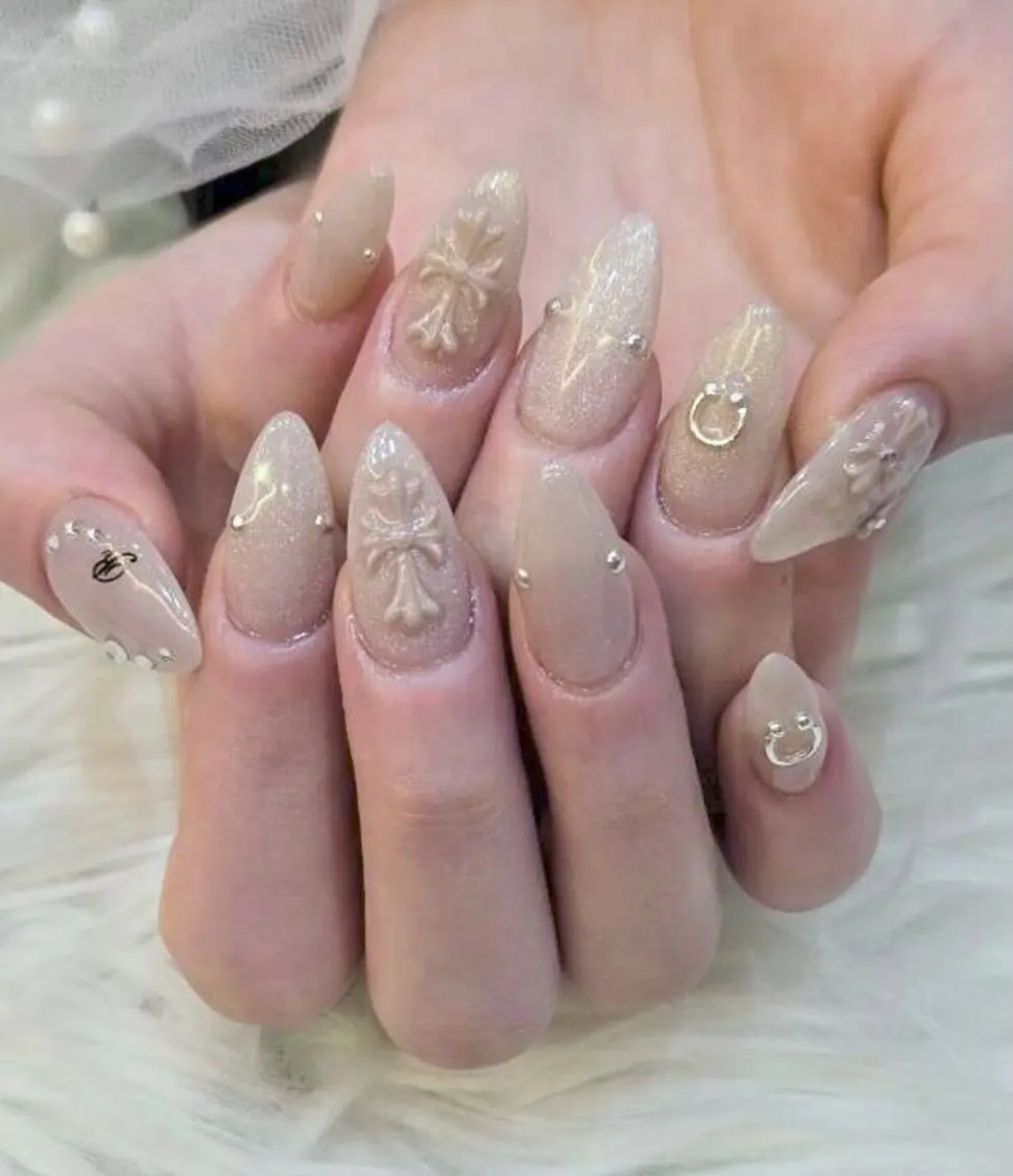 ネイル ハンドネイル KIREIE NAILSのネイルデザイン