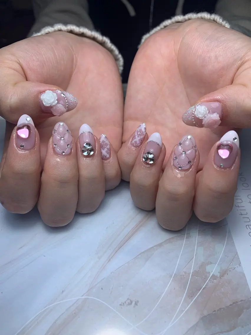 ネイル akina nailsのネイルデザイン