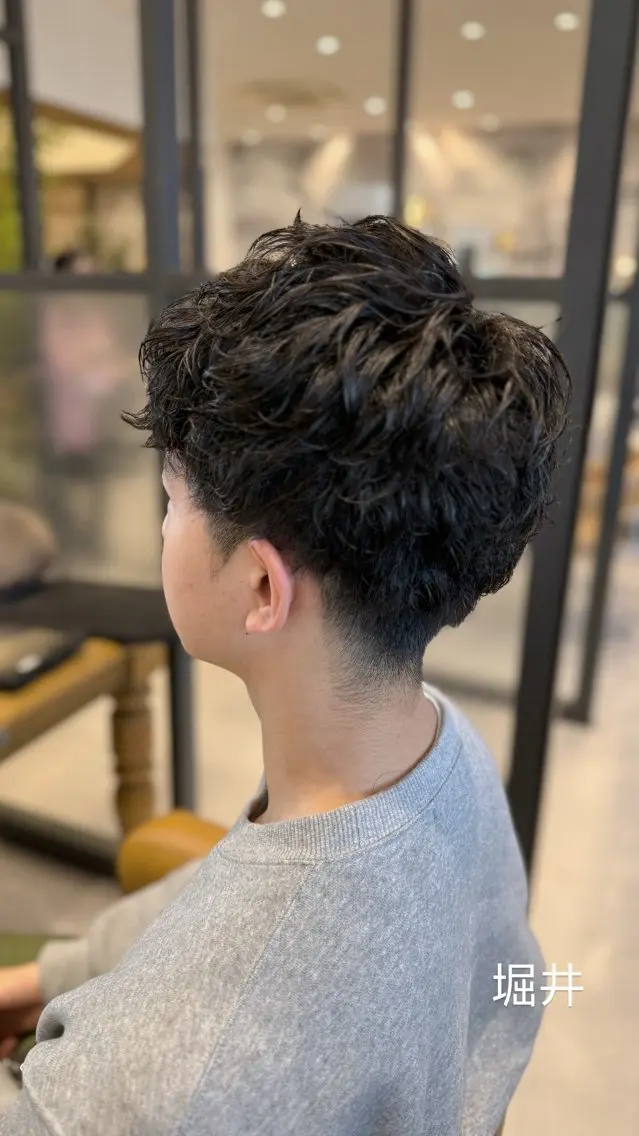 メンズ カット パーマ ✨️髪質改善美容師 ✨️堀井のヘアスタイル