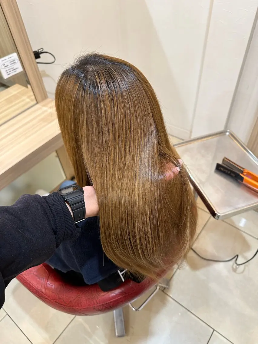ロング 小坂直輝【髪質改善・ 似合わせカット】のヘアスタイル