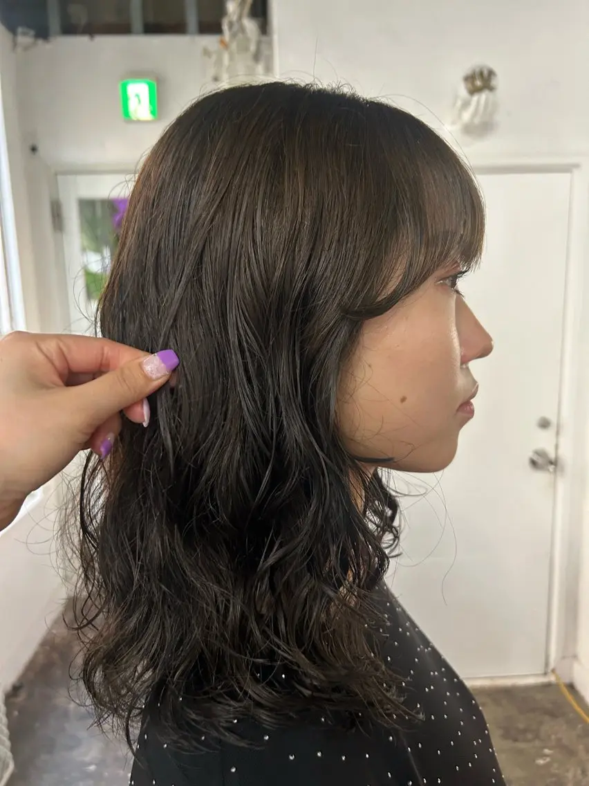 ミディアム カラー パーマ ミディアムパーマ ブラウンカラー オリーブブラウン カット ヘアカラー パーマ maho/垢抜け カラーパーマのヘアスタイル