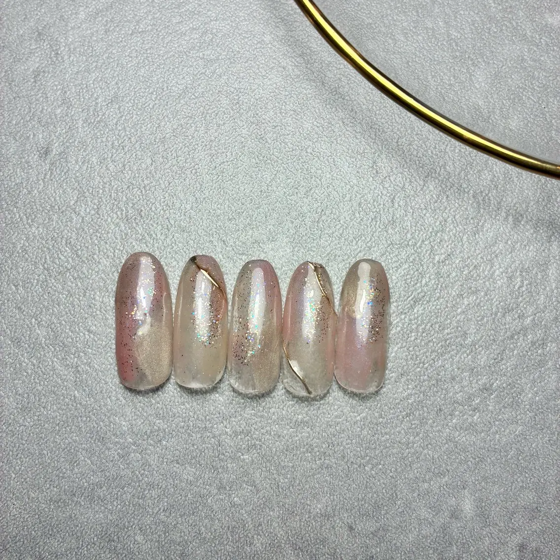 ネイル ニュアンスネイル ハンドネイル addition スタッフReikoのネイルデザイン