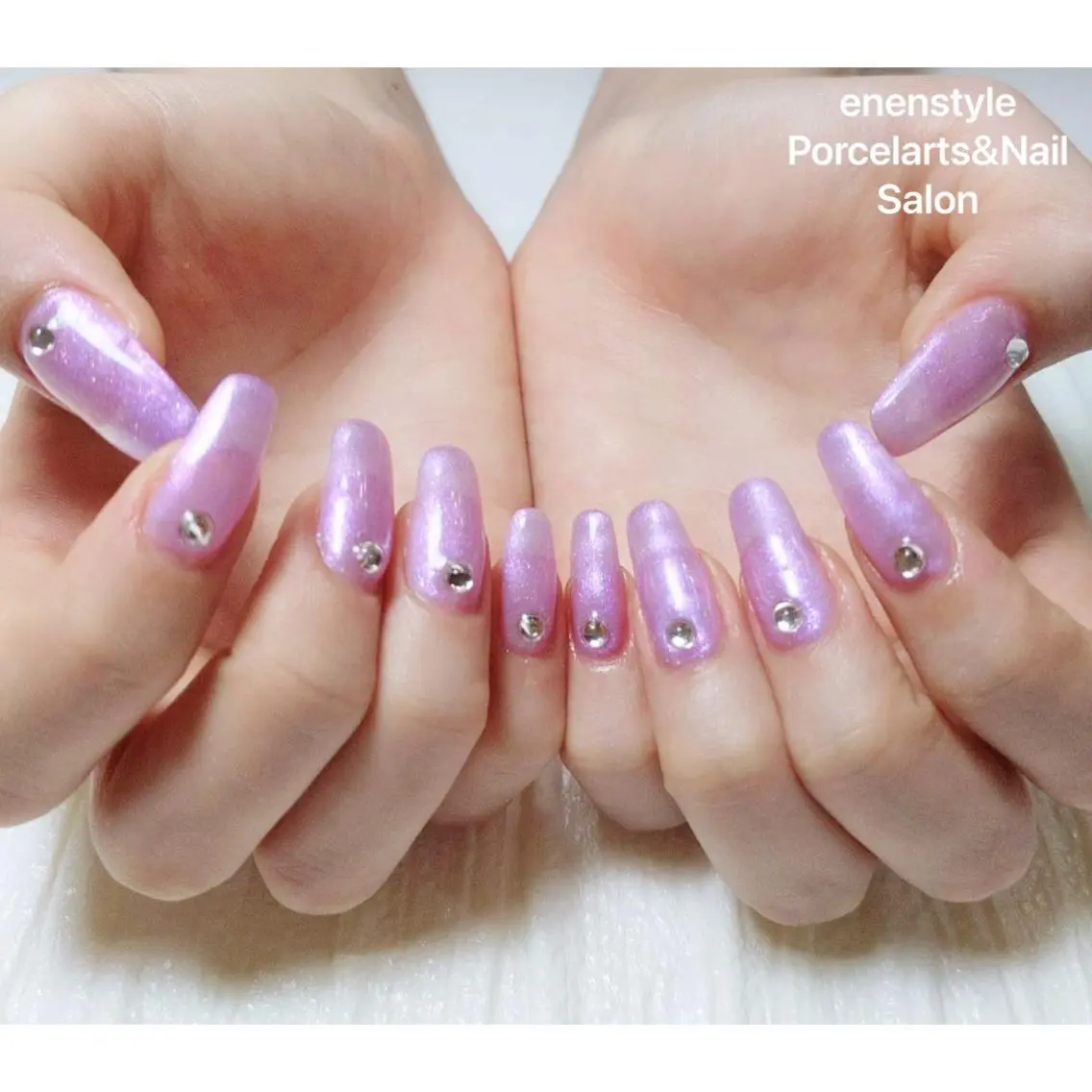 ミディアム ネイル 🐾enen style 🐾のネイルデザイン