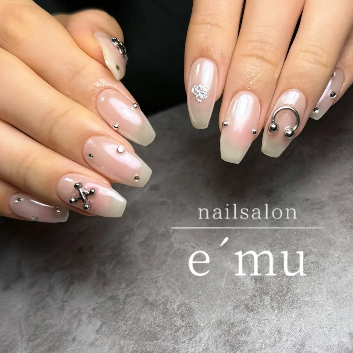 ネイル ハンドネイル nailsalon e´muのネイルデザイン