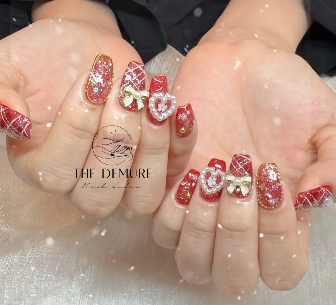 ネイル アートネイル 韓国ネイル マグネットネイル オフィスネイル スカルプネイル ハンドネイル ハンドケア NailDemure 【銀座店】のネイルデザイン