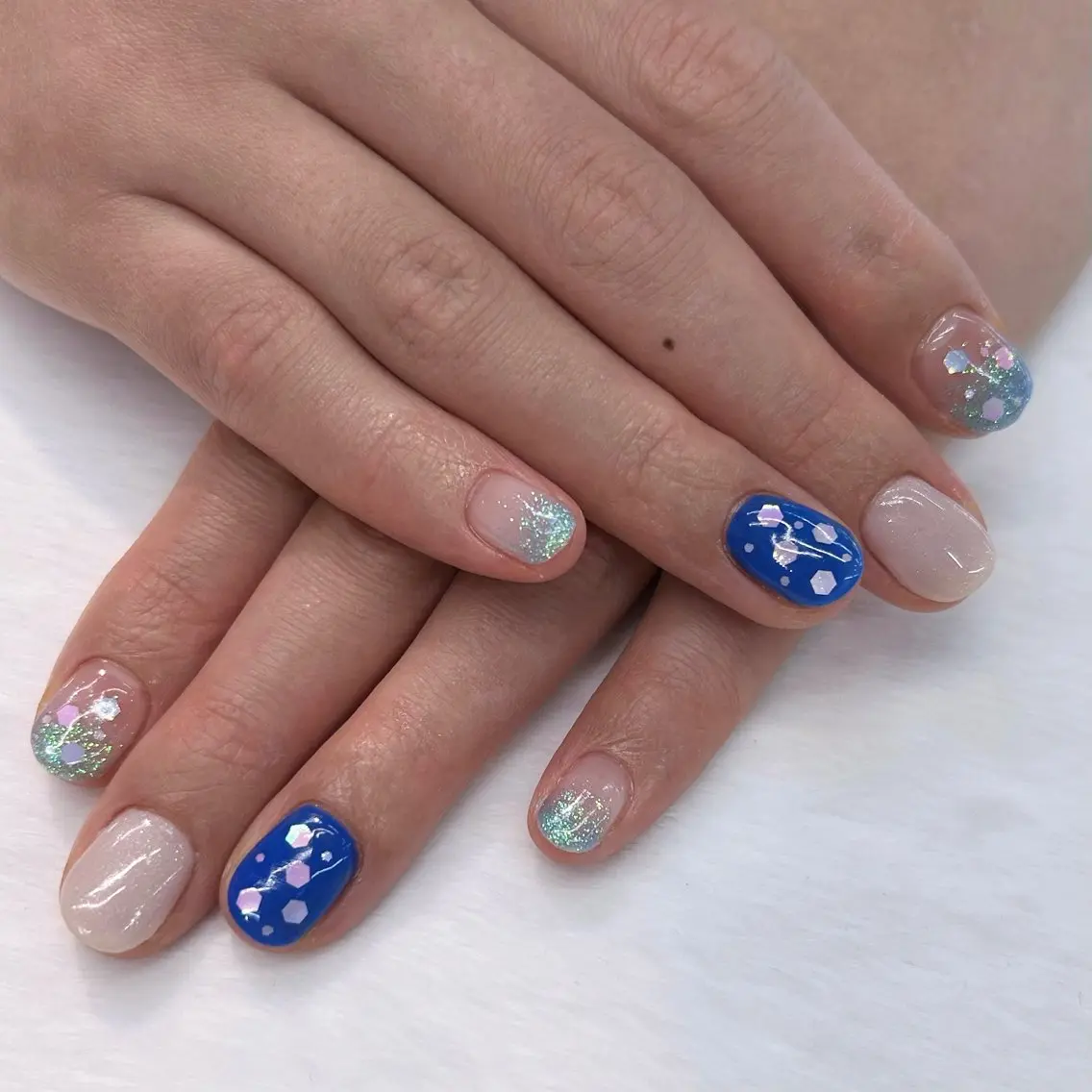 ネイル ブルー 狭間 GRANBEAUTYのネイルデザイン