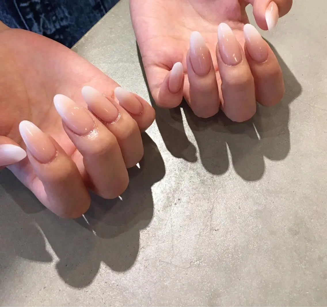 ネイル アートネイル グラデーション ラメ(グリッター) オフィスネイル スカルプネイル ハンドネイル nail salon Soeurのネイルデザイン