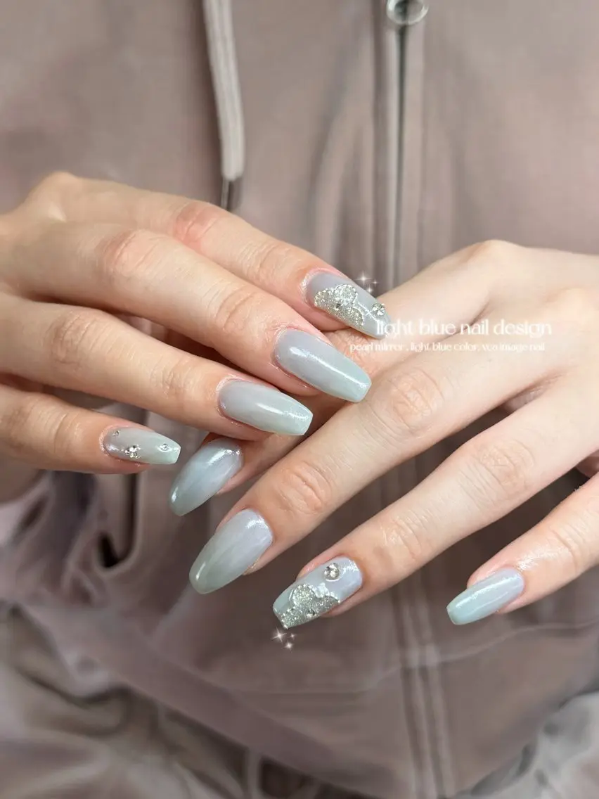 ネイル 水色 ハンドネイル nail salon rhuneのネイルデザイン